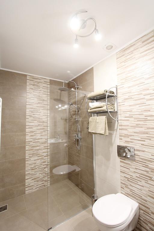 Central Parc Studios Сибиу Экстерьер фото