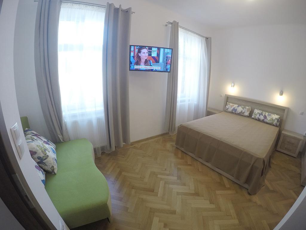 Central Parc Studios Сибиу Экстерьер фото