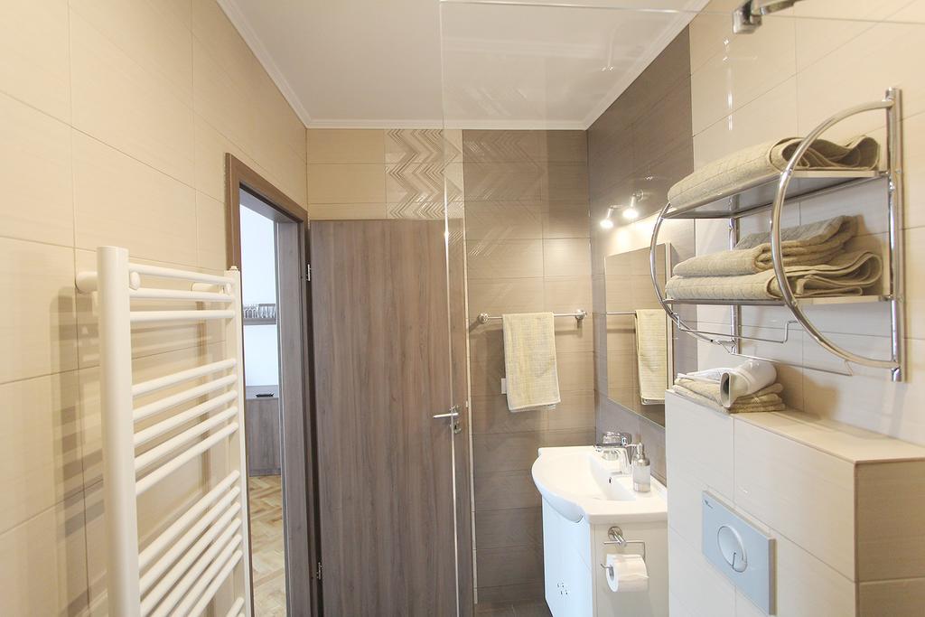 Central Parc Studios Сибиу Экстерьер фото